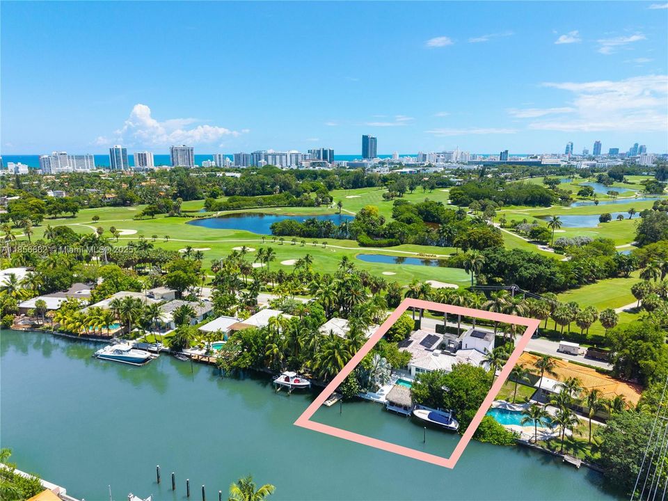 Active With Contract: $6,450,000 (3 beds, 3 baths, 3135 Square Feet)