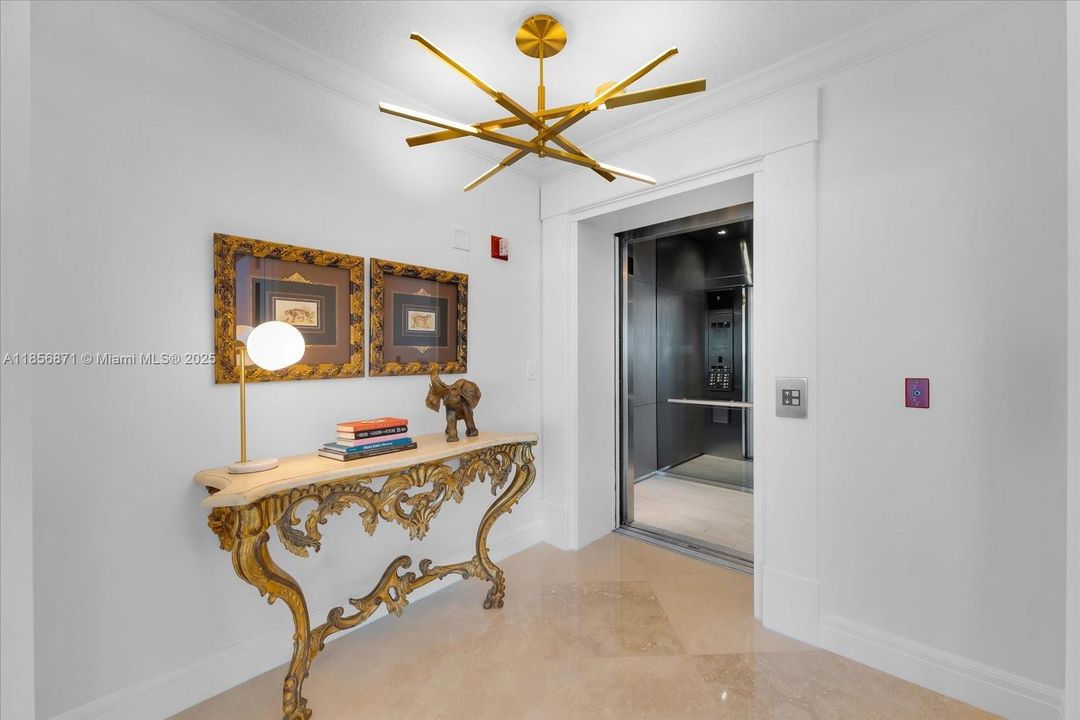 Private elevator foyer