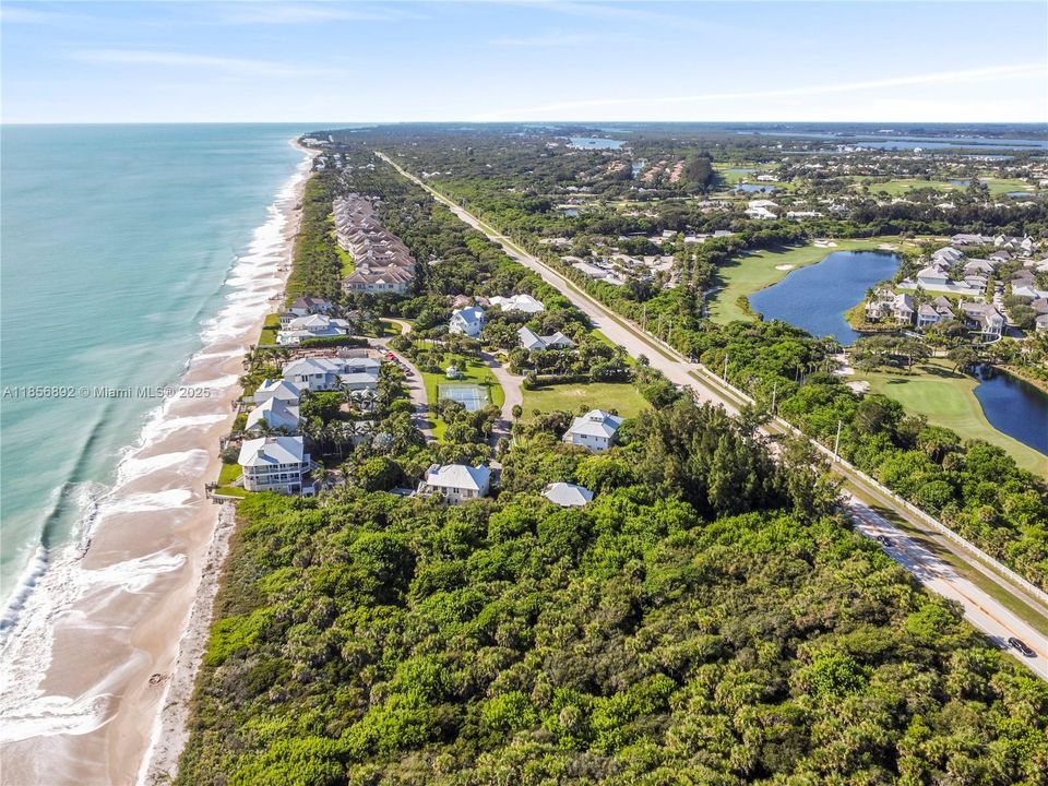 En Venta: $1,195,000 (0.48 acres)