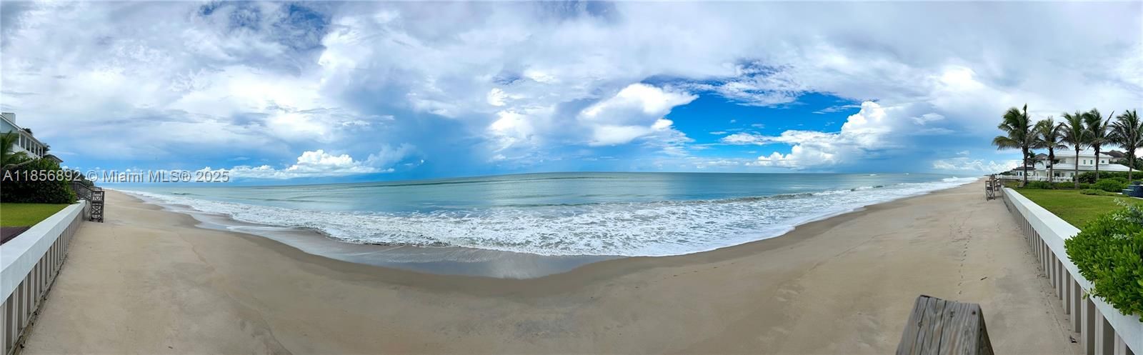 En Venta: $1,195,000 (0.48 acres)