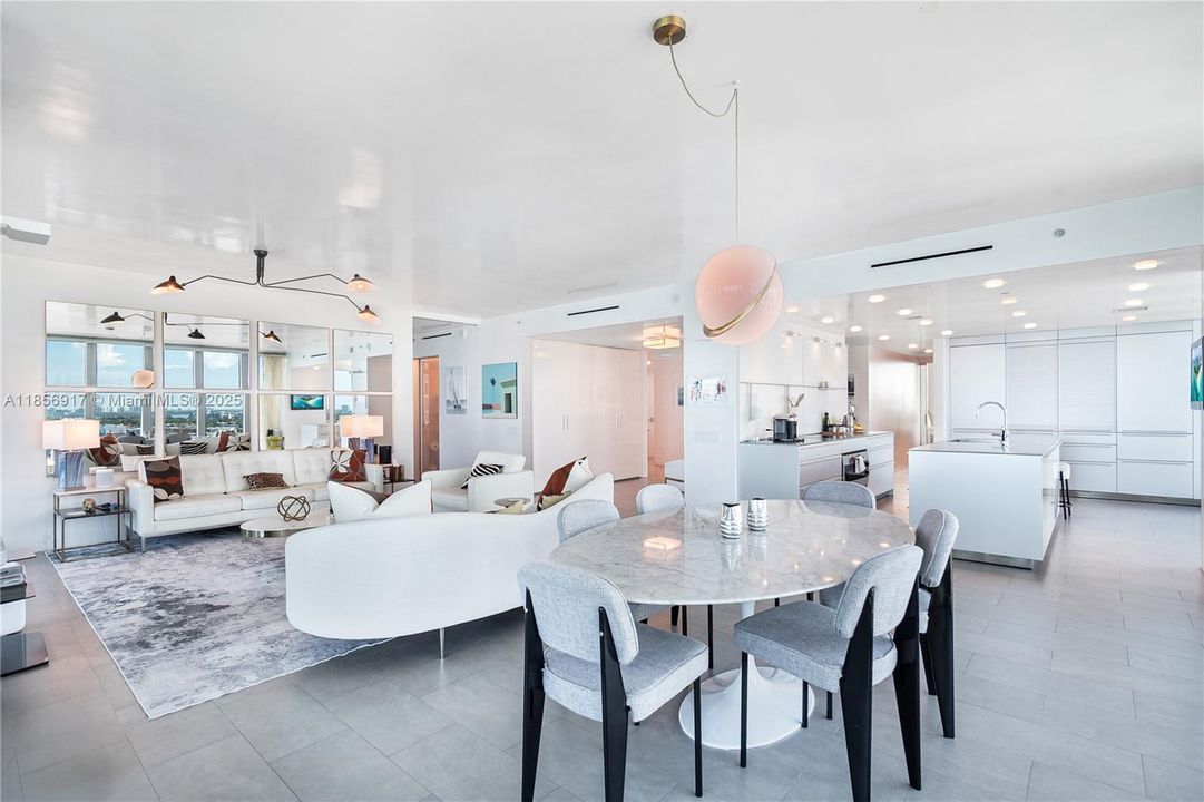 For Sale: $5,550,000 (4 beds, 4 baths, 3155 Square Feet)