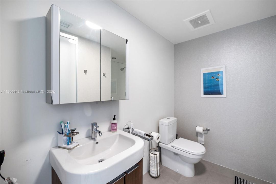 For Sale: $5,550,000 (4 beds, 4 baths, 3155 Square Feet)