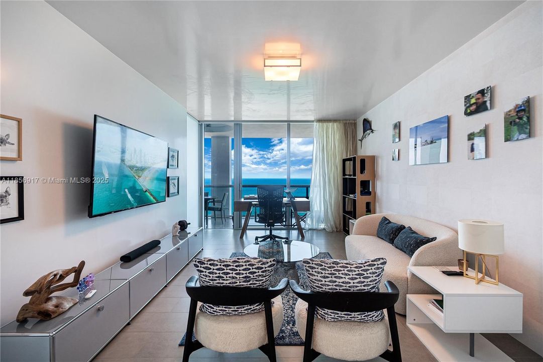 For Sale: $5,550,000 (4 beds, 4 baths, 3155 Square Feet)