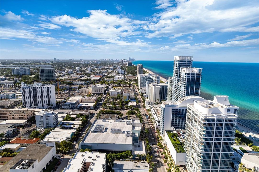 For Sale: $5,550,000 (4 beds, 4 baths, 3155 Square Feet)