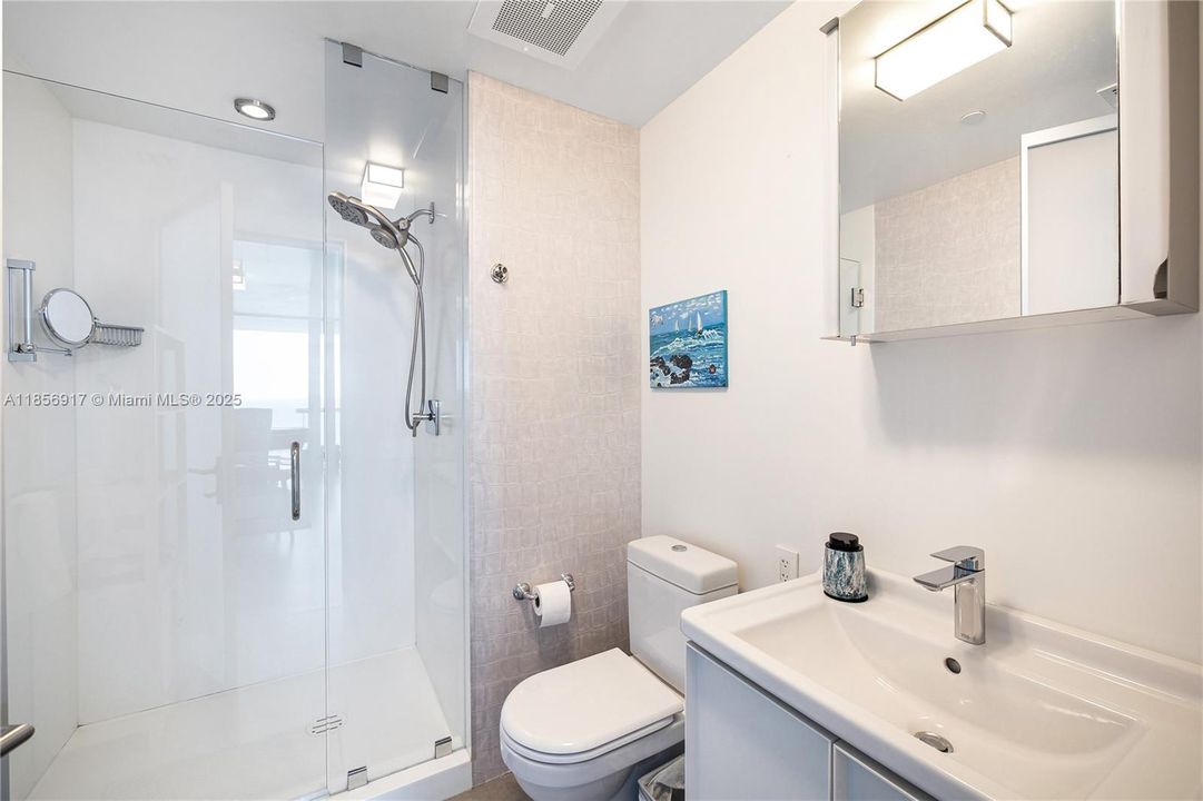 For Sale: $5,550,000 (4 beds, 4 baths, 3155 Square Feet)