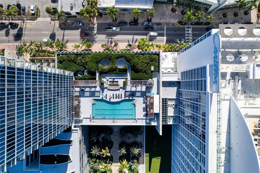 For Sale: $5,550,000 (4 beds, 4 baths, 3155 Square Feet)