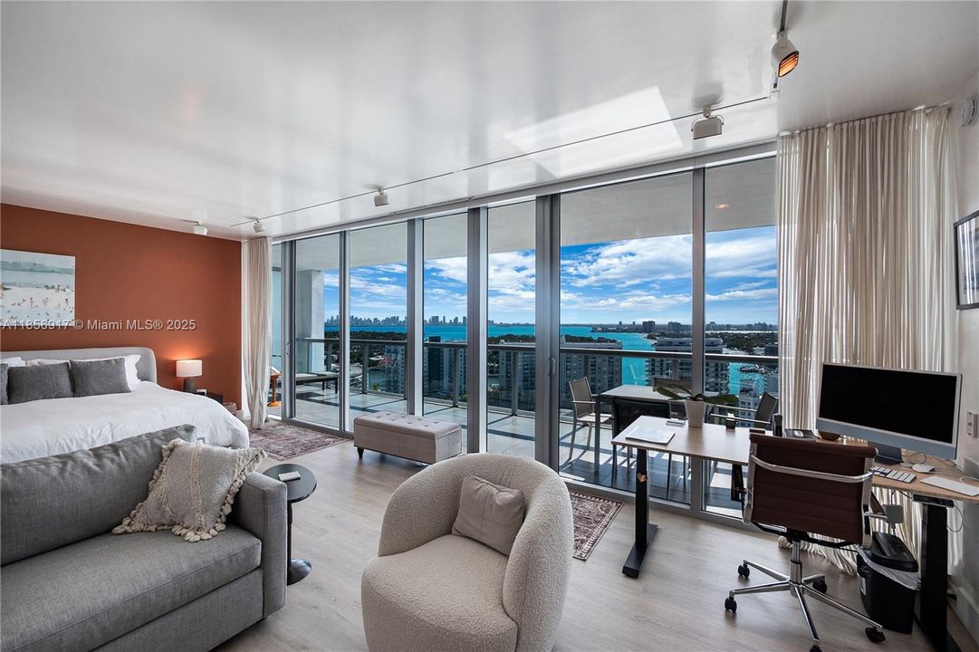 For Sale: $5,550,000 (4 beds, 4 baths, 3155 Square Feet)