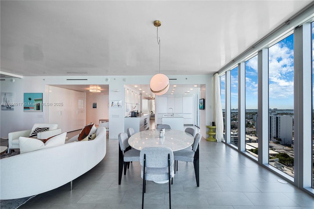 For Sale: $5,550,000 (4 beds, 4 baths, 3155 Square Feet)