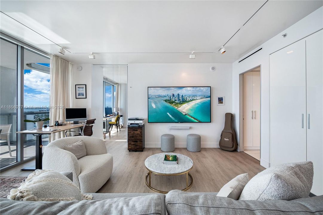 For Sale: $5,550,000 (4 beds, 4 baths, 3155 Square Feet)