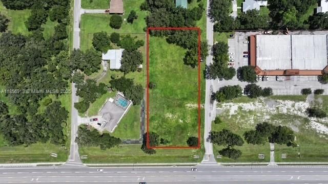 857 E Hickpochee Ave, LaBelle, FL 33935