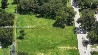 857 E Hickpochee Ave, LaBelle, FL 33935