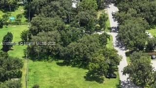 857 E Hickpochee Ave, LaBelle, FL 33935