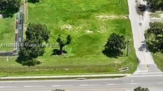 857 E Hickpochee Ave, LaBelle, FL 33935