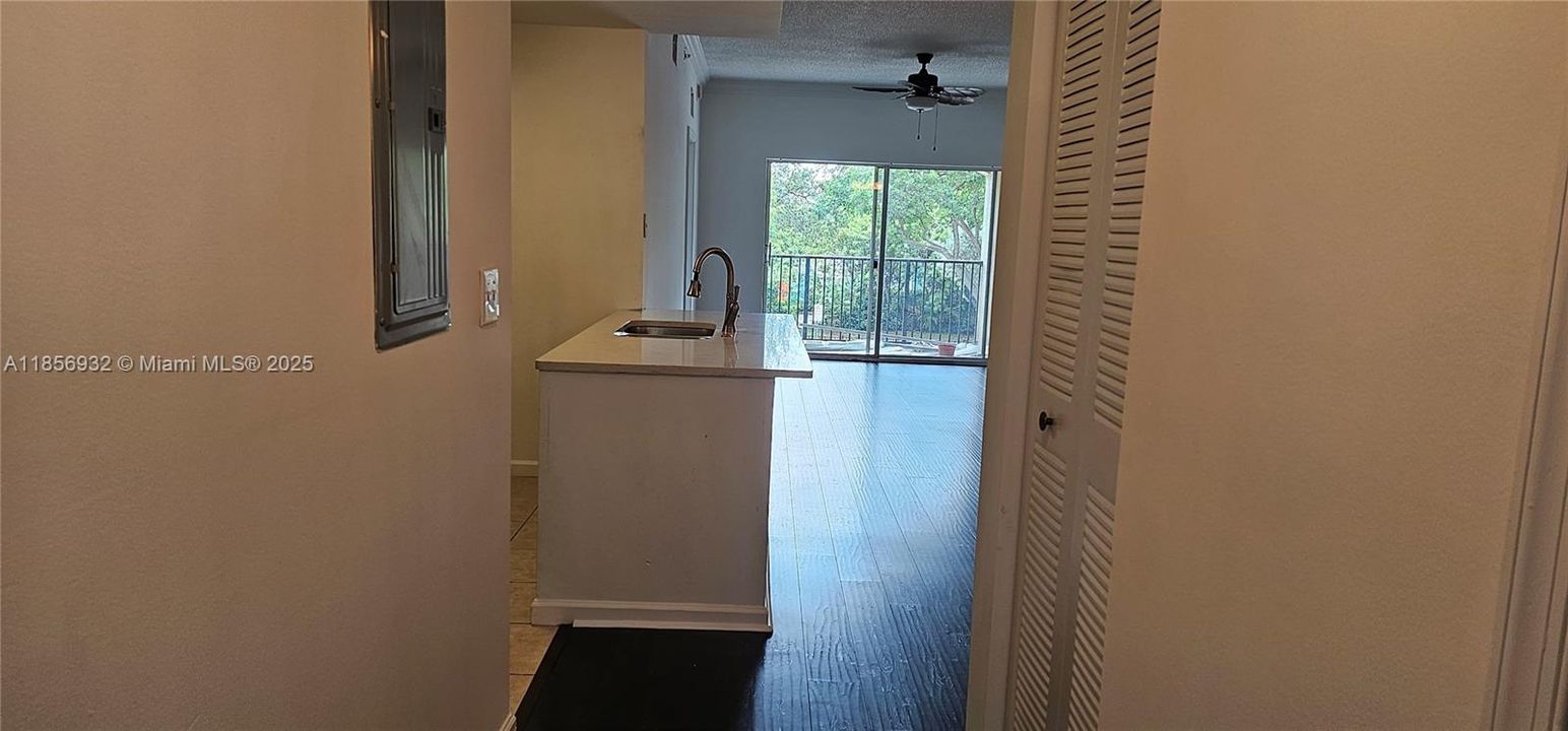 Active With Contract: $2,750 (3 beds, 2 baths, 1315 Square Feet)