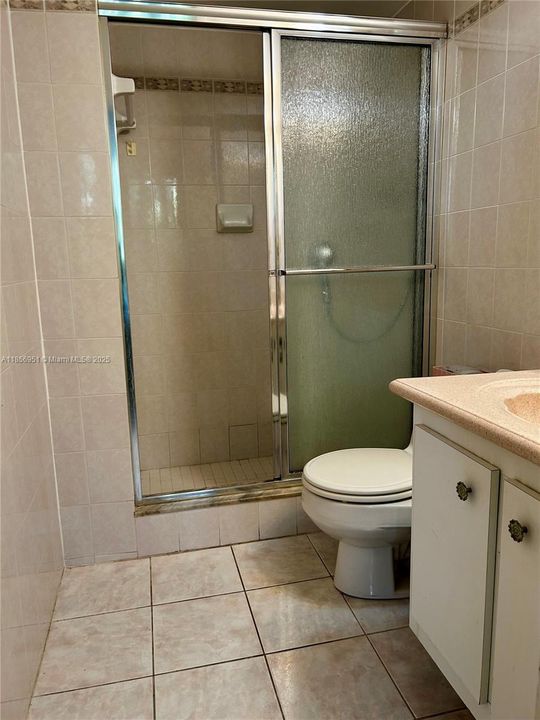 En Venta: $310,000 (2 camas, 2 baños, 988 Pies cuadrados)