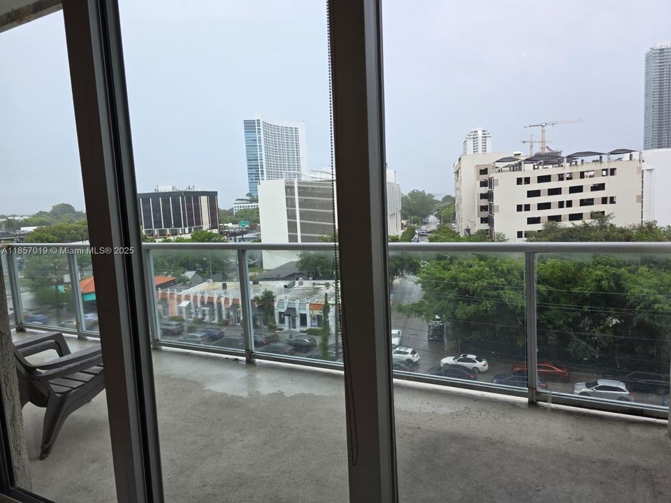 En Venta: $390,000 (1 camas, 1 baños, 664 Pies cuadrados)