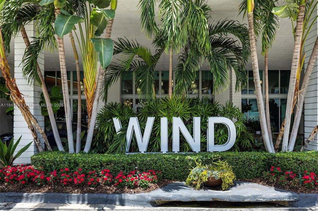 待售: $419,900 (1 贝兹, 1 浴室, 768 平方英尺)