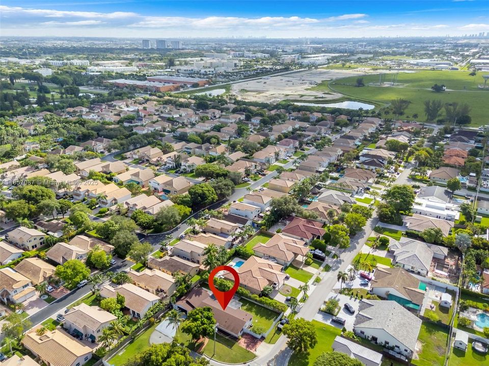 For Sale: $1,079,999 (4 beds, 3 baths, 1748 Square Feet)