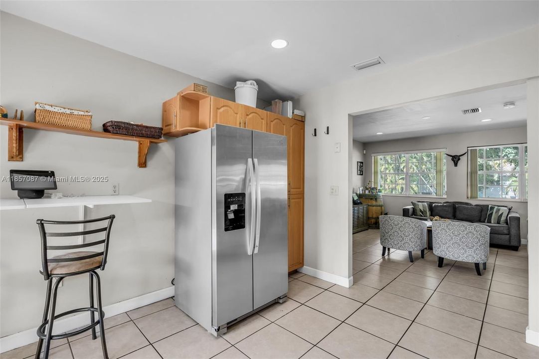 For Sale: $1,079,999 (4 beds, 3 baths, 1748 Square Feet)