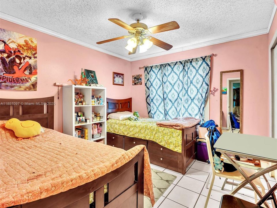 Недавно продано: $529,900 (3 спален, 2 ванн, 1644 Квадратных фут)