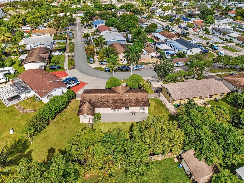 Недавно продано: $529,900 (3 спален, 2 ванн, 1644 Квадратных фут)