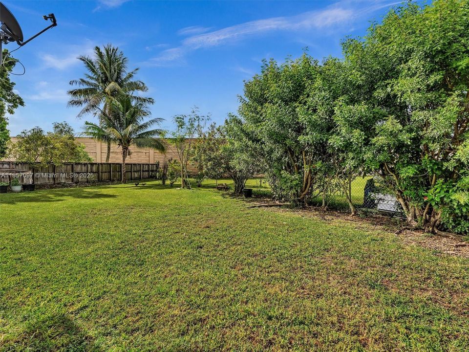 Недавно продано: $529,900 (3 спален, 2 ванн, 1644 Квадратных фут)