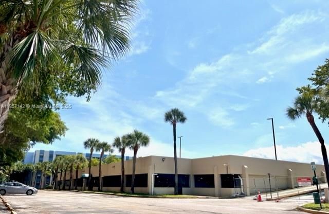 待售: $239,900 (2 贝兹, 2 浴室, 1182 平方英尺)