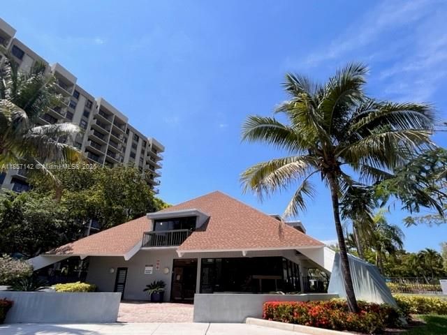 待售: $239,900 (2 贝兹, 2 浴室, 1182 平方英尺)