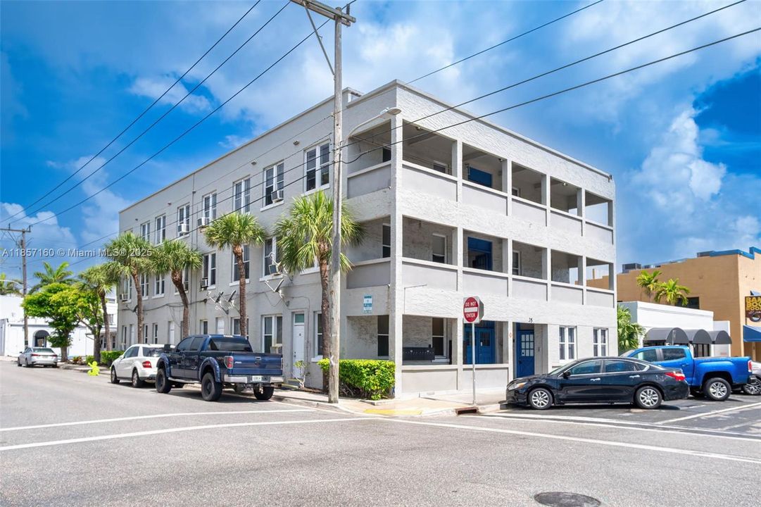 Vendido Recientemente: $3,500,000 (0 camas, 0 baños, 0 Pies cuadrados)