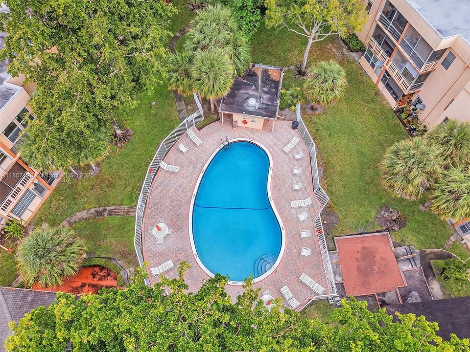 Recently Sold: $80,000 (2 beds, 2 baths, 876 Square Feet)