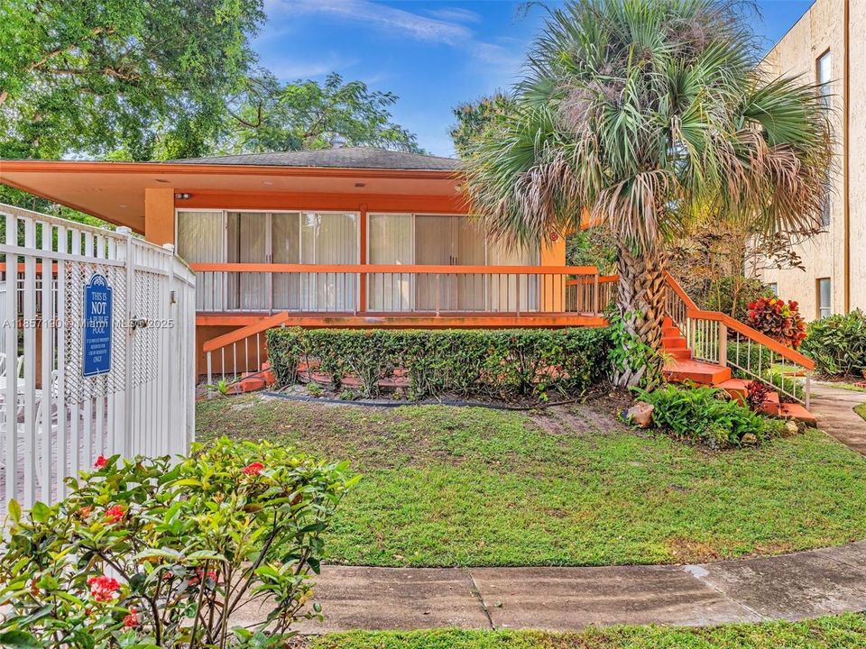 Recently Sold: $80,000 (2 beds, 2 baths, 876 Square Feet)