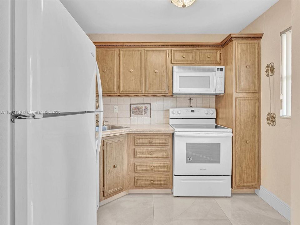 Recently Sold: $80,000 (2 beds, 2 baths, 876 Square Feet)