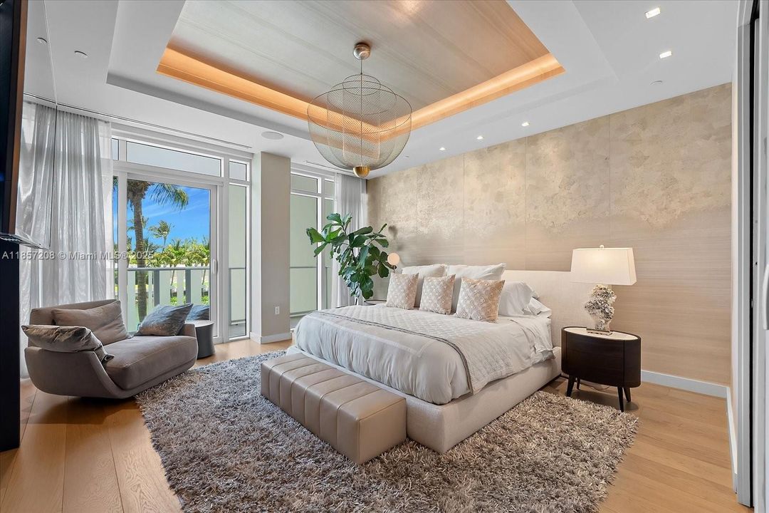 En Venta: $5,750,000 (3 camas, 3 baños, 3084 Pies cuadrados)