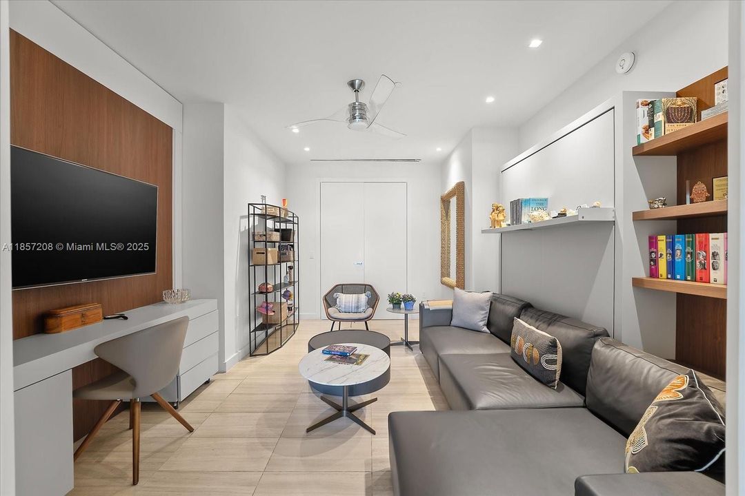 En Venta: $5,750,000 (3 camas, 3 baños, 3084 Pies cuadrados)