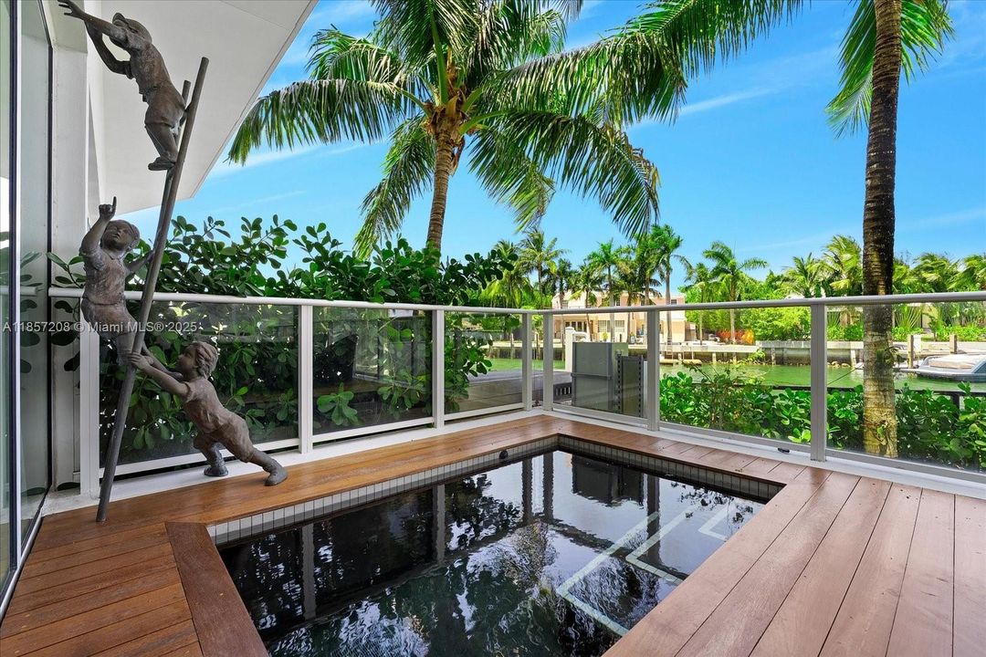 En Venta: $5,750,000 (3 camas, 3 baños, 3084 Pies cuadrados)