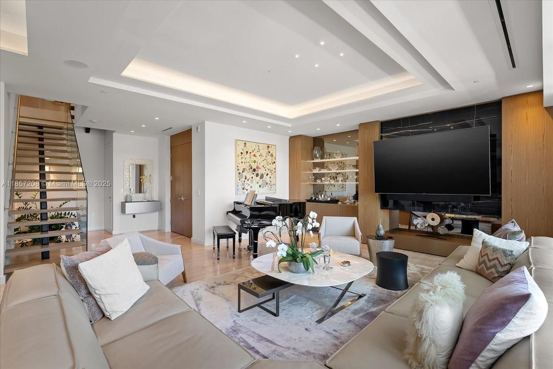 En Venta: $5,750,000 (3 camas, 3 baños, 3084 Pies cuadrados)