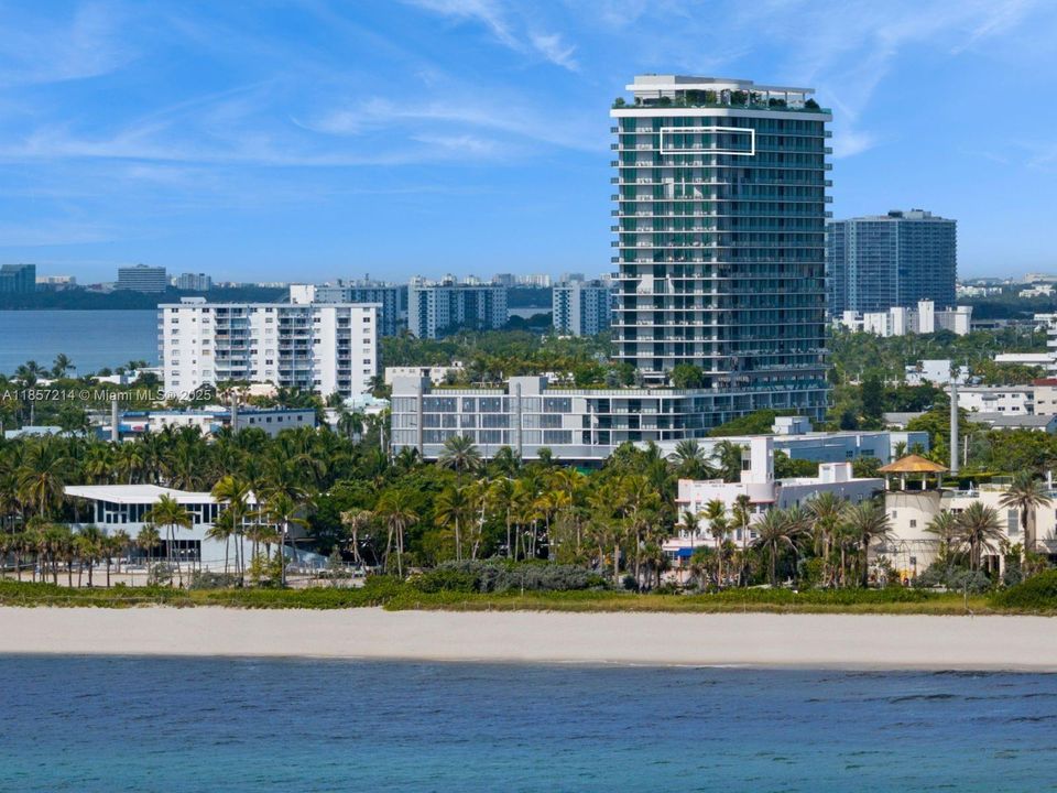 For Sale: $2,850,000 (3 beds, 2 baths, 1117 Square Feet)