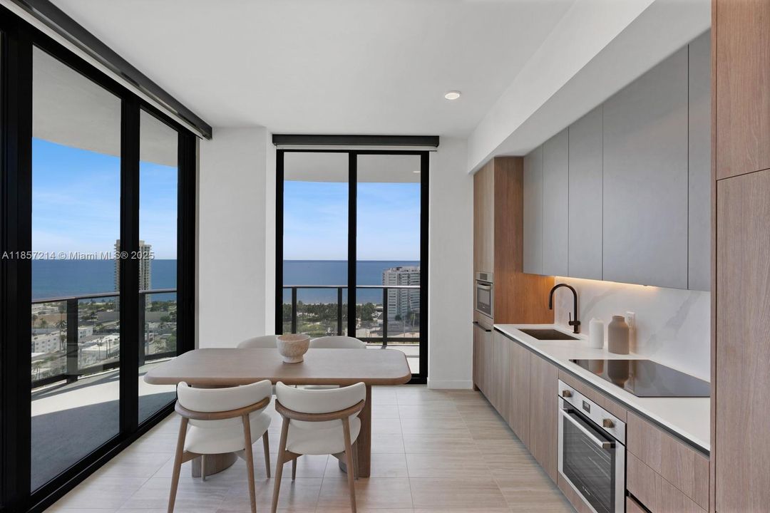 For Sale: $2,850,000 (3 beds, 2 baths, 1117 Square Feet)