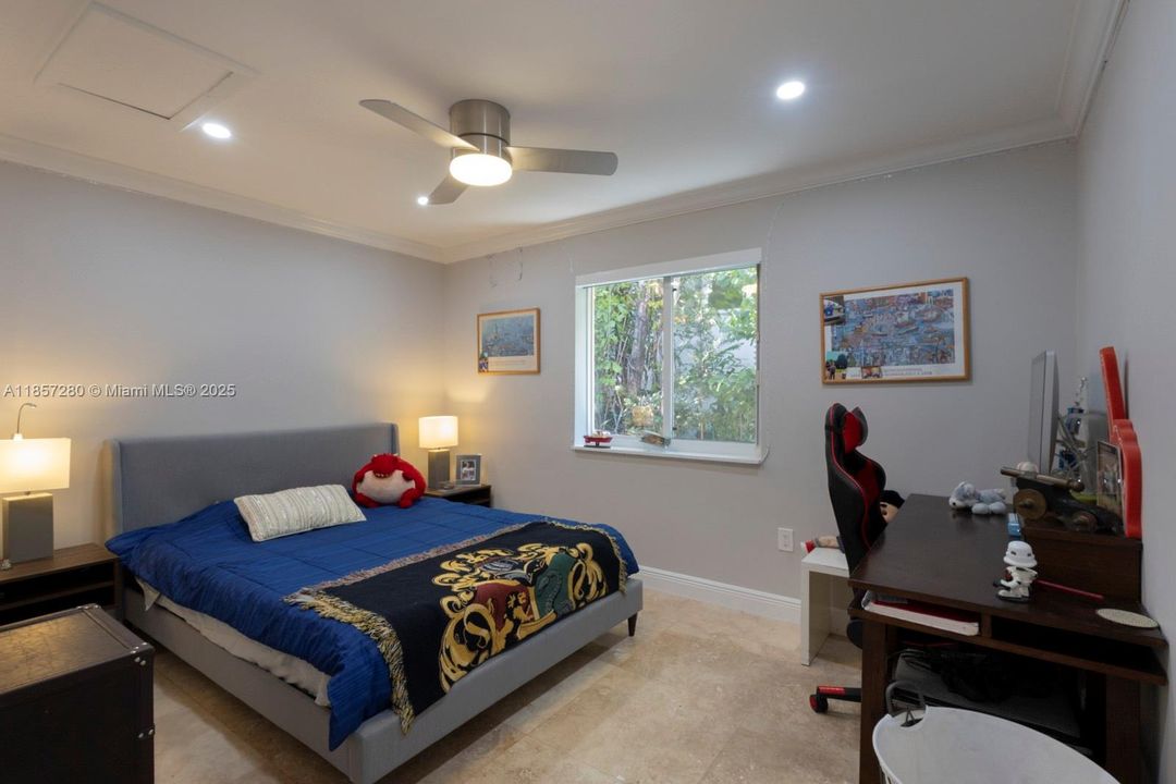 For Sale: $3,560,000 (5 beds, 3 baths, 2429 Square Feet)