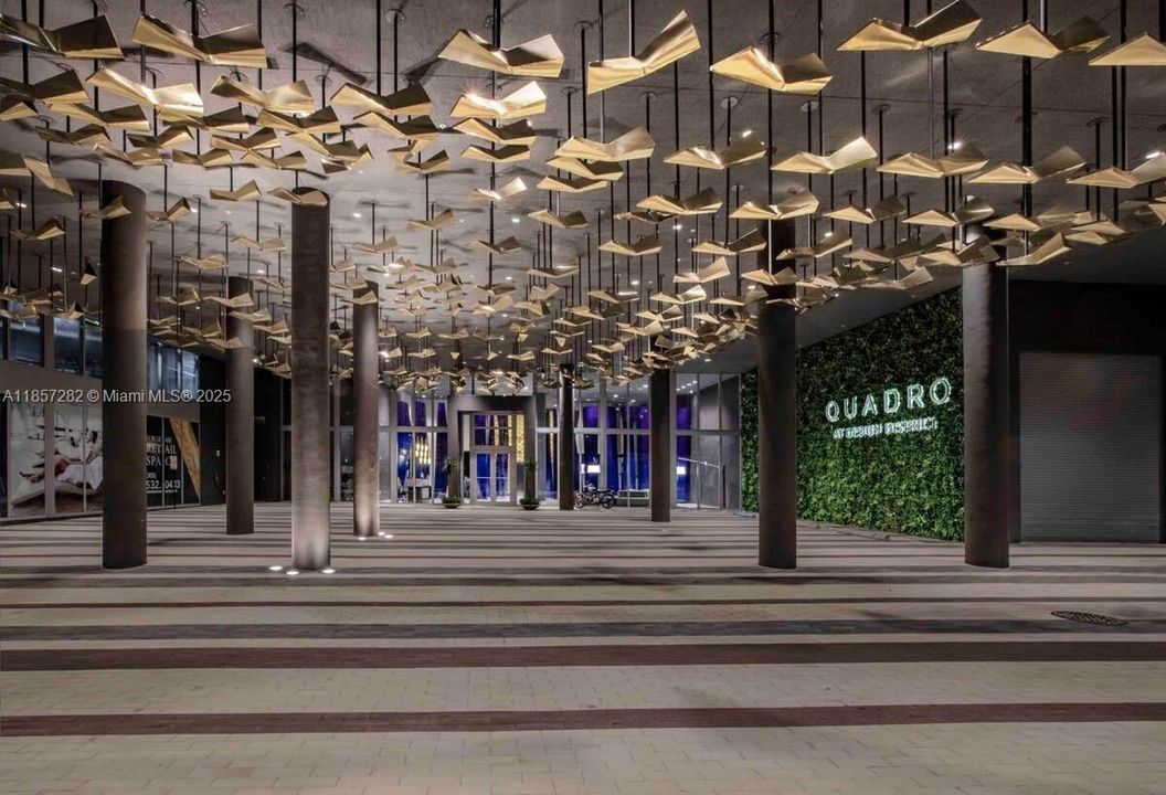 出租: $3,800 (1 贝兹, 1 浴室, 640 平方英尺)