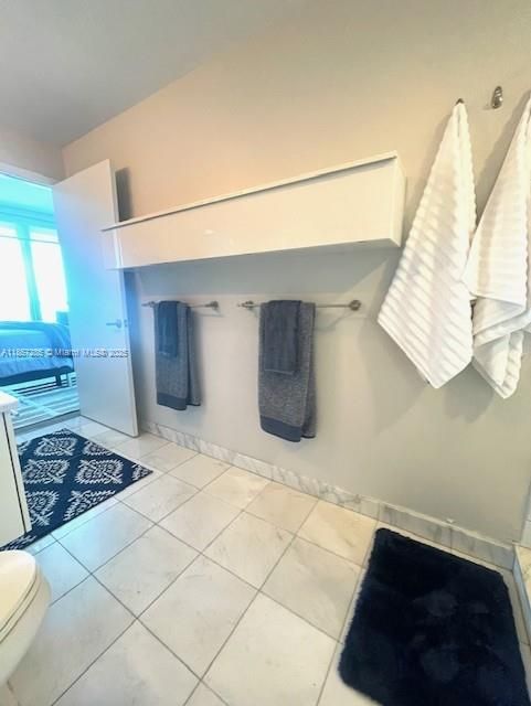 Recently Rented: $4,400 (1 beds, 1 baths, 845 Square Feet)