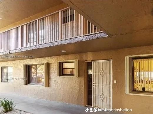 合同活跃: $199,000 (2 贝兹, 2 浴室, 1350 平方英尺)