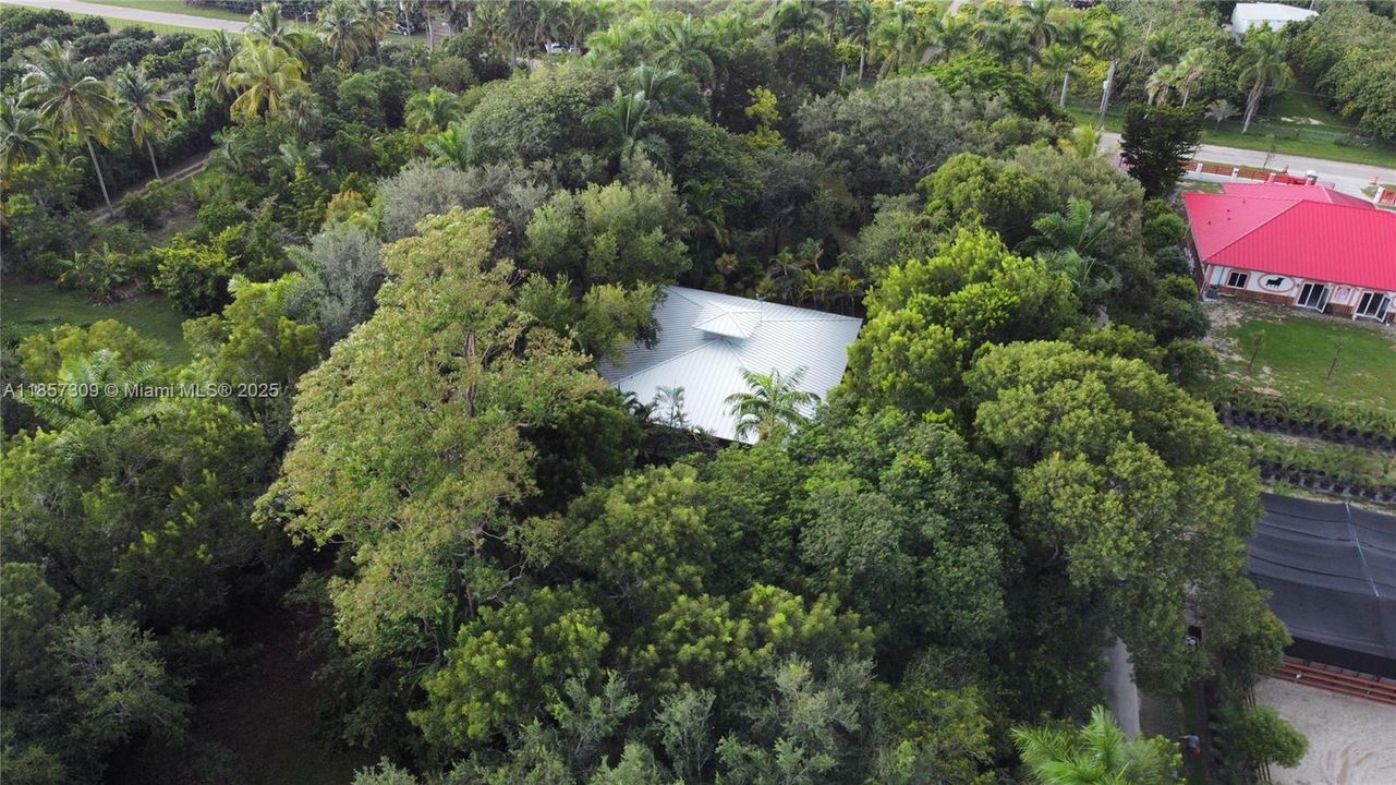 Active With Contract: $899,900 (4 beds, 2 baths, 3449 Square Feet)