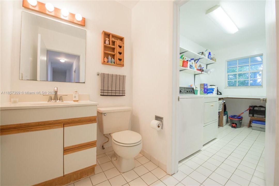 Active With Contract: $899,900 (4 beds, 2 baths, 3449 Square Feet)