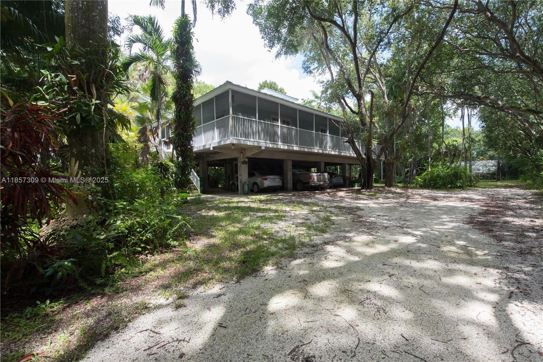 Active With Contract: $899,900 (4 beds, 2 baths, 3449 Square Feet)