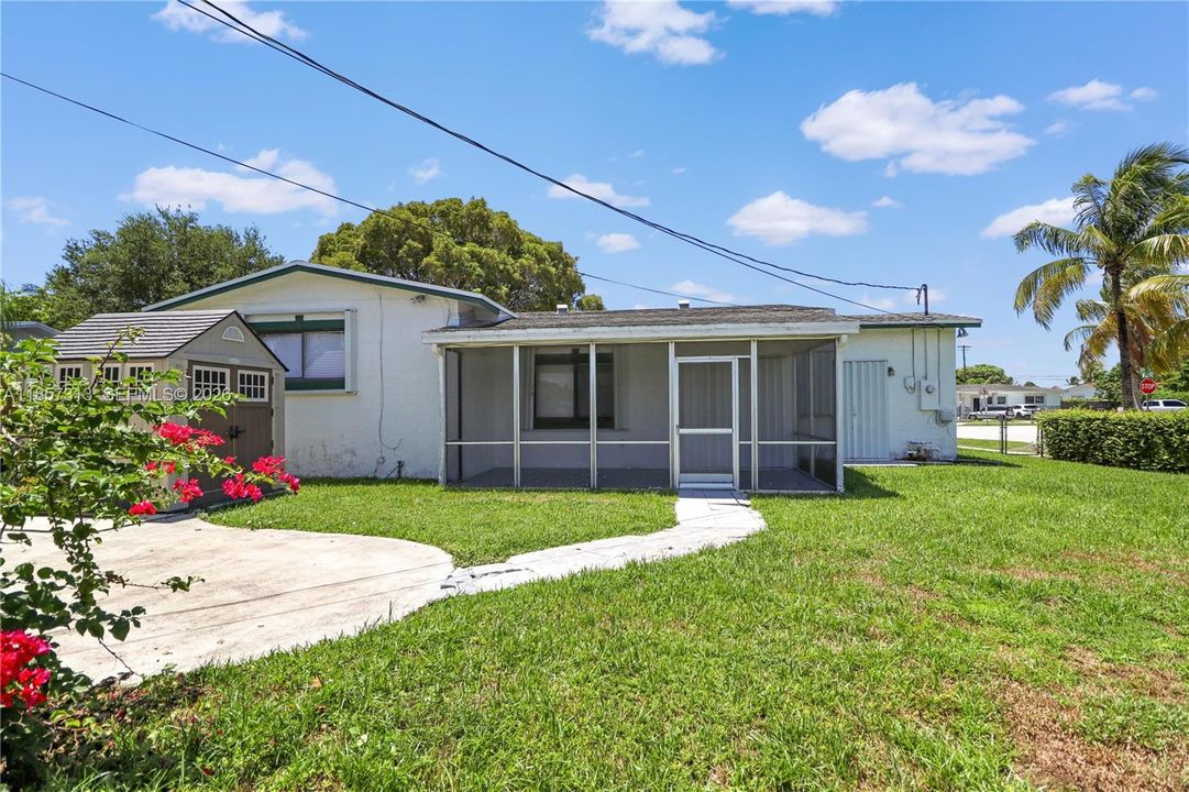 На продажу: $560,000 (3 спален, 2 ванн, 1392 Квадратных фут)