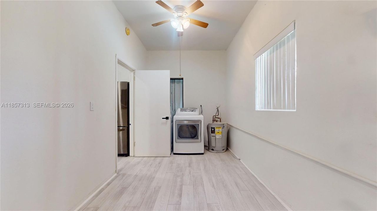 На продажу: $560,000 (3 спален, 2 ванн, 1392 Квадратных фут)