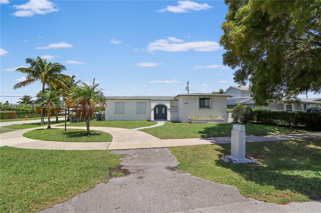 На продажу: $560,000 (3 спален, 2 ванн, 1392 Квадратных фут)