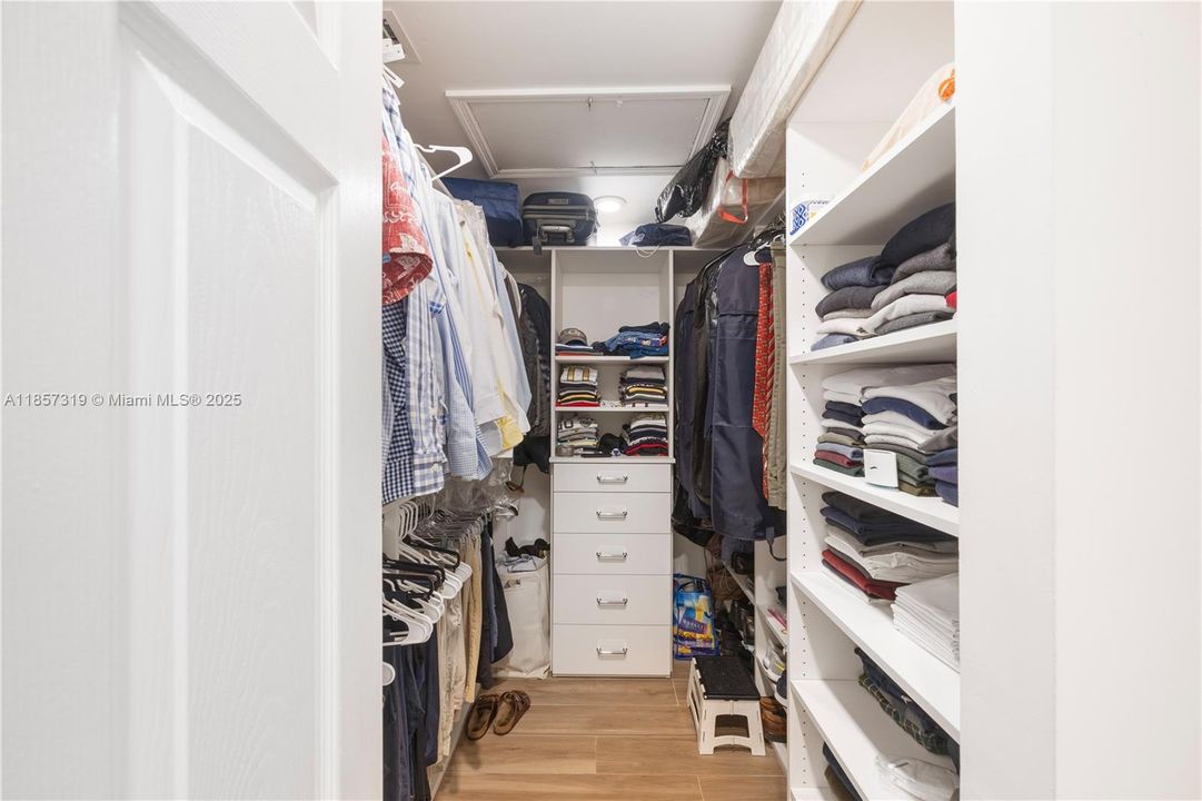 最近租的: $6,500 (4 贝兹, 4 浴室, 2615 平方英尺)