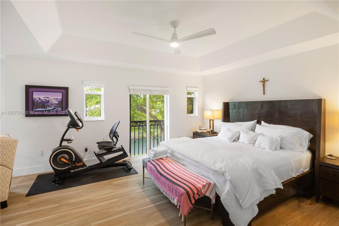 最近租的: $6,500 (4 贝兹, 4 浴室, 2615 平方英尺)